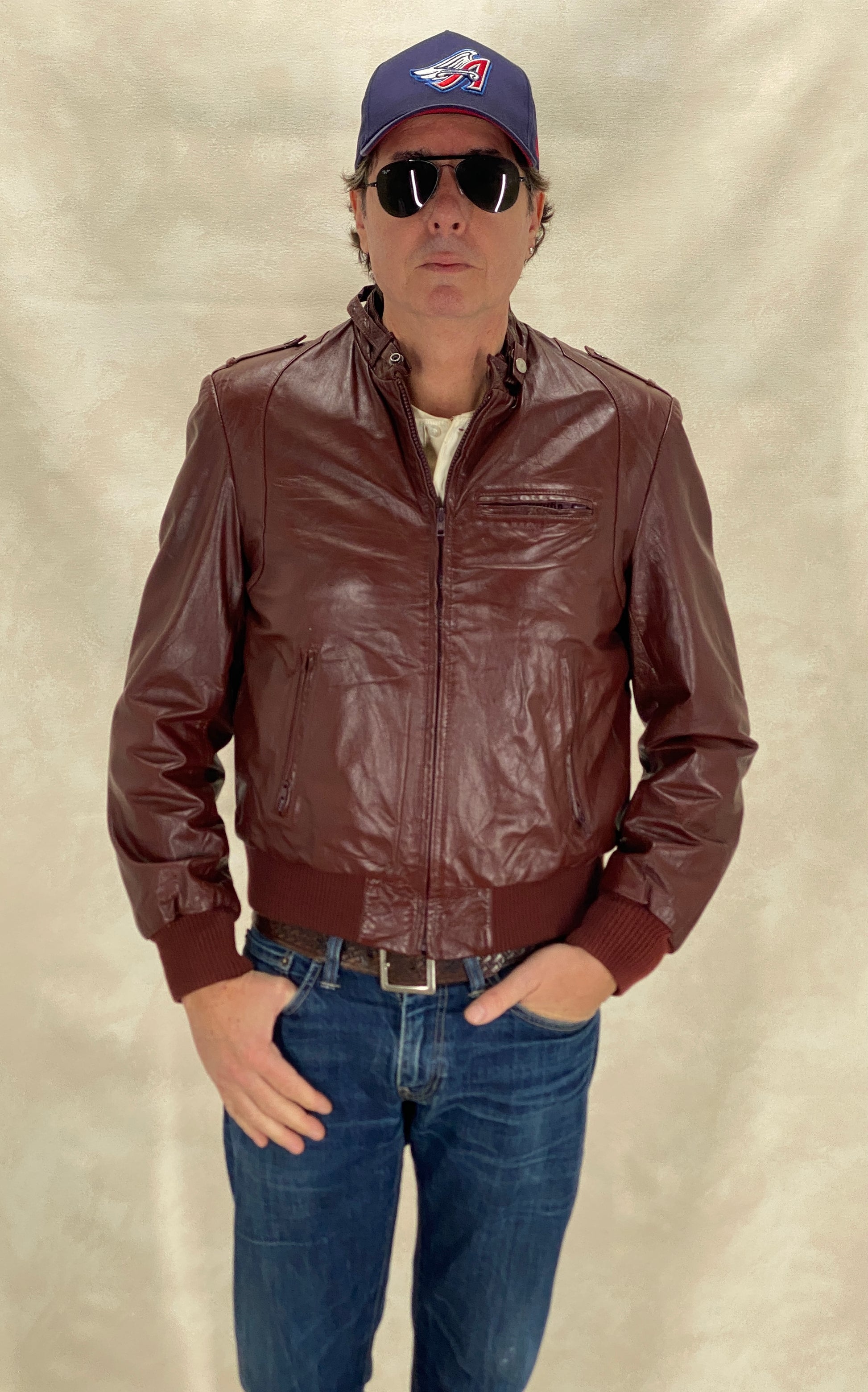 Vintage Wilson leather jacket in classic 1980s style made from genuine leather, size 42US 52EU