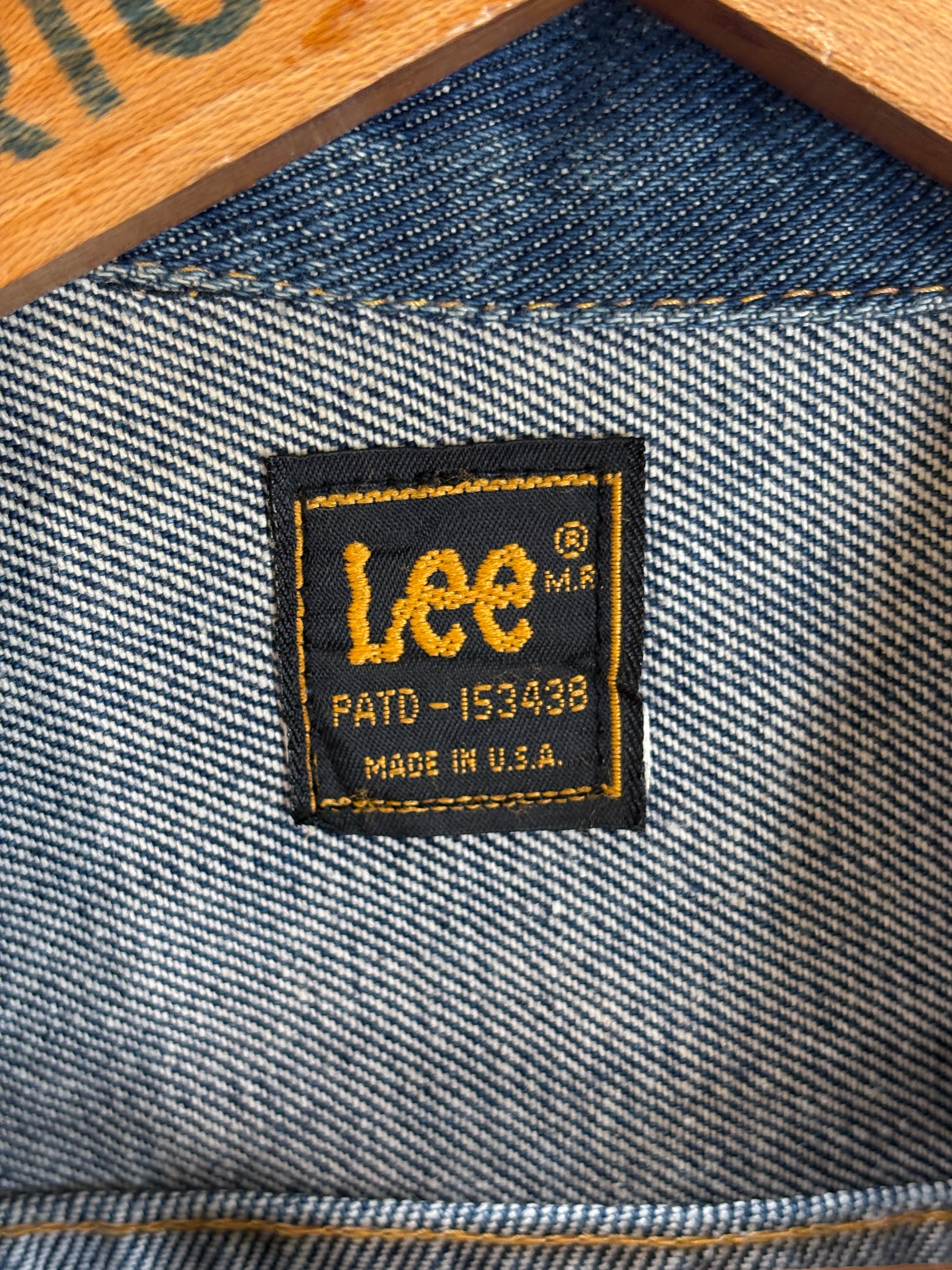 Size 40L US / 50L EU. Vintage 1970s Lee Denim Jacket – 2 Chest Pockets – Made in USA - USA Vintage Bcn