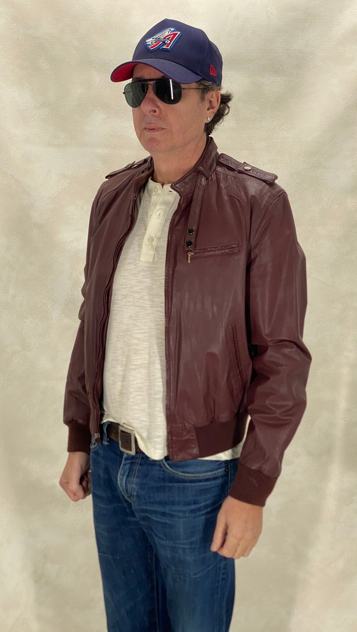Size 42 Long (fit 50 euro ). 80s Vintage leather Jacket members only style-AJ357 Studio