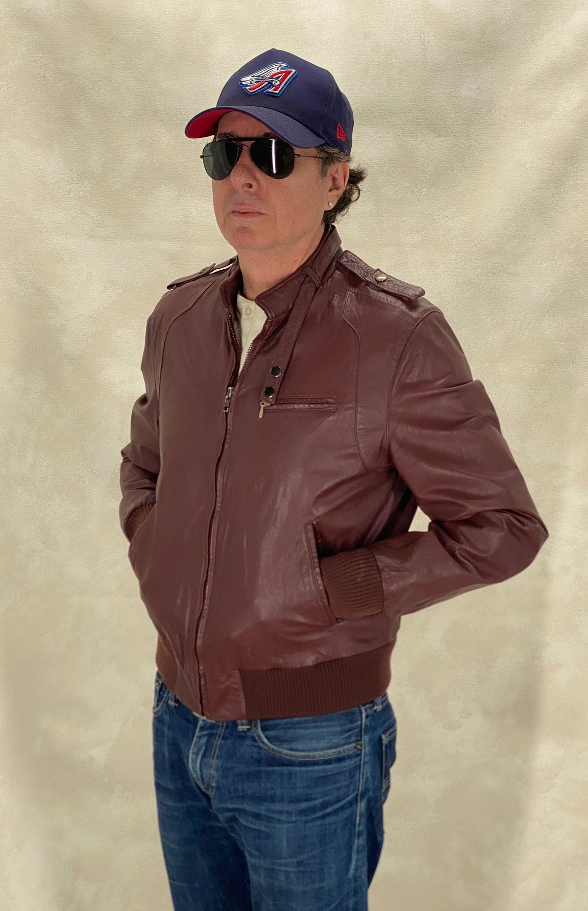 Size 42 Long (fit 50 euro ). 80s Vintage leather Jacket members only style-AJ357 Studio