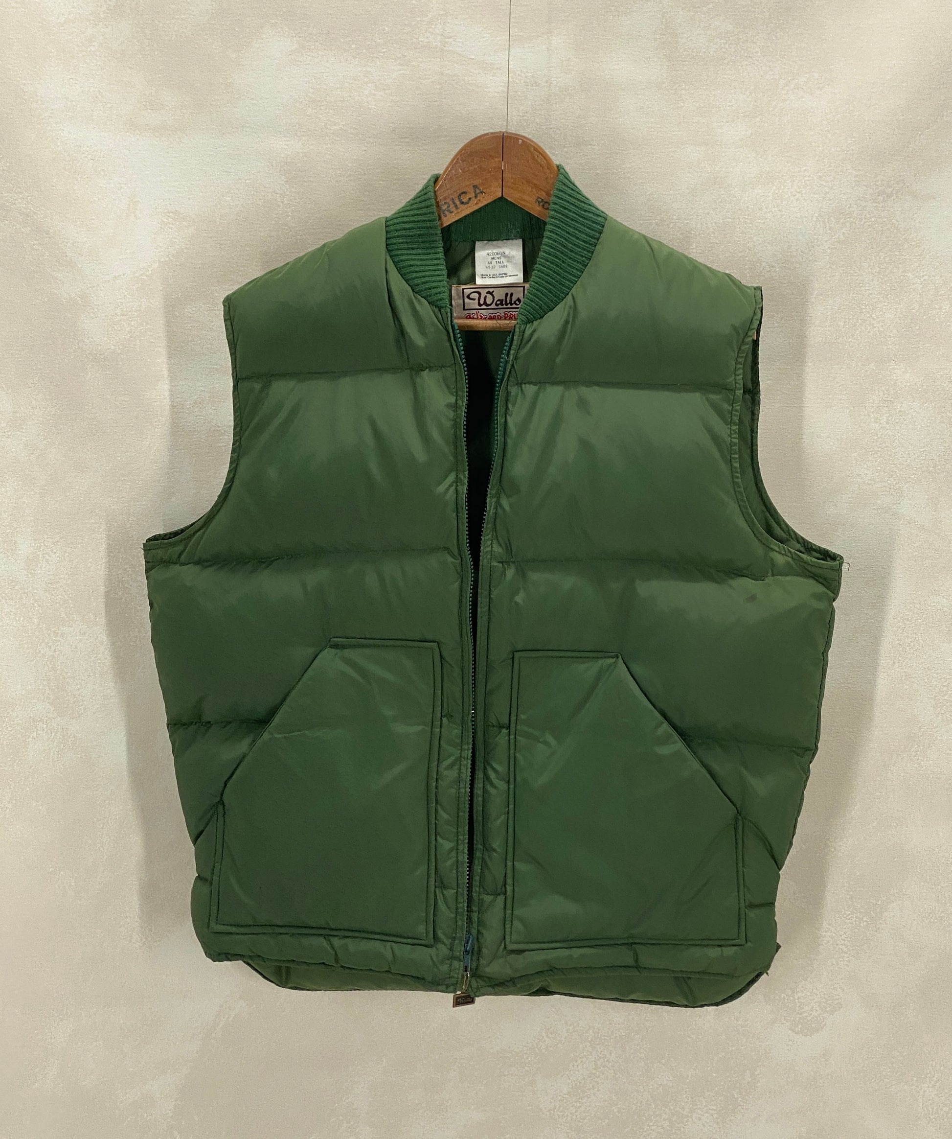 vintage walls down vest made in usa size 44 tall us 54 eu aj357 studio