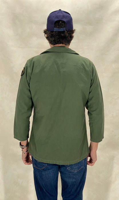 Size Small. Authentic US Army 1965 Vietnam era vintage OG-107 fatigue shirt-AJ357 Studio