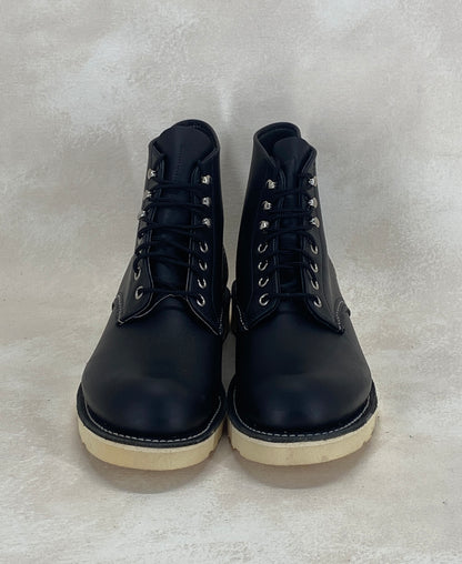 Red Wing Size 8 D (41 EU) 8165 is a classic 6-inch round-toe boot Black. Factory Second-AJ357 Studio
