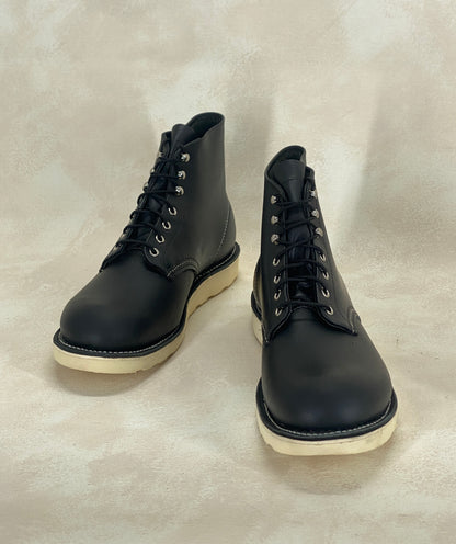 Red Wing Size 11.5 E (45 EU) 8165 is a classic 6-inch round-toe boot Black Factory Second-AJ357 Studio
