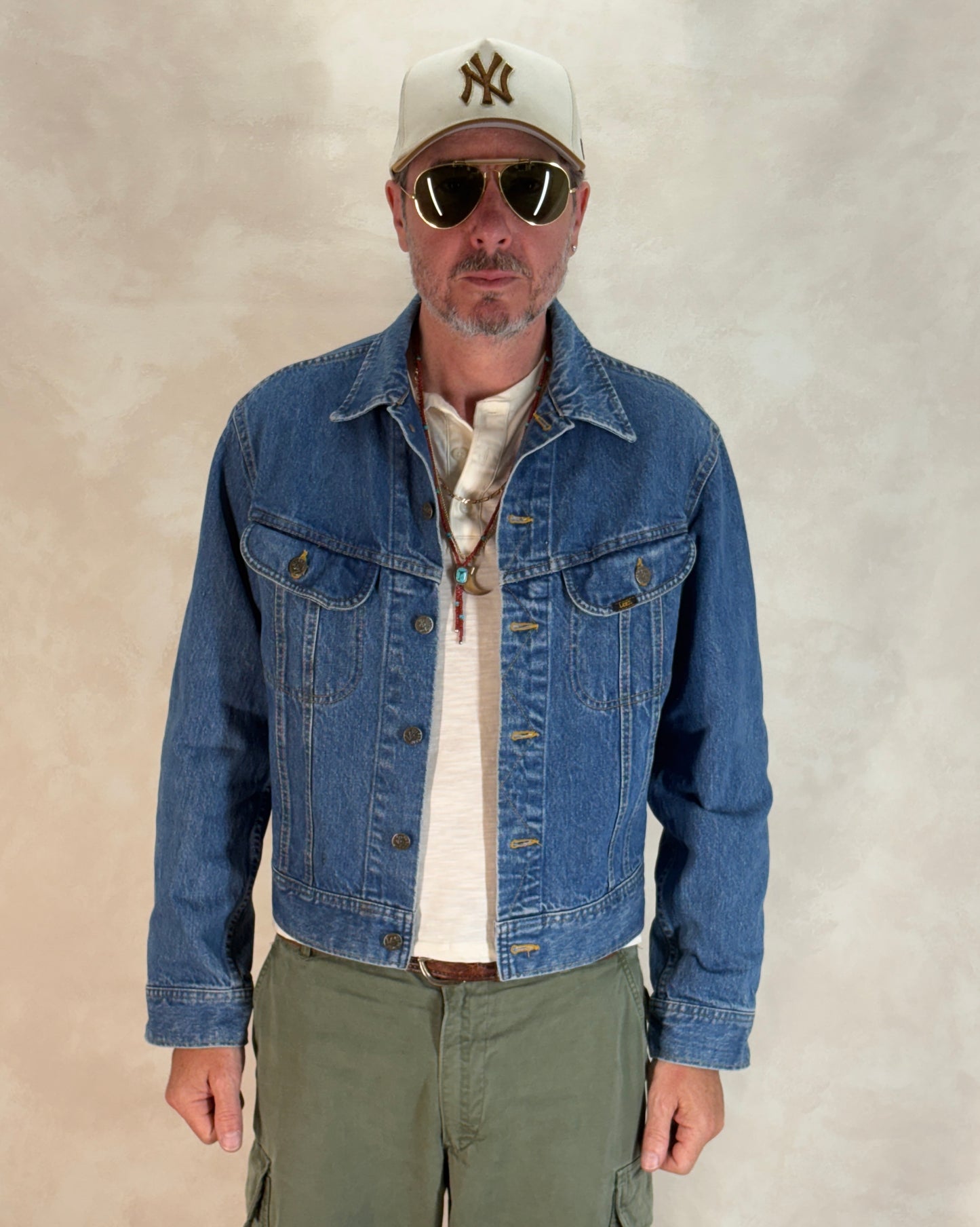 Size 42US / 52EU. Vintage 1970s Lee Denim Jacket – 2 Chest Pockets – Made in Canada - USA Vintage Bcn