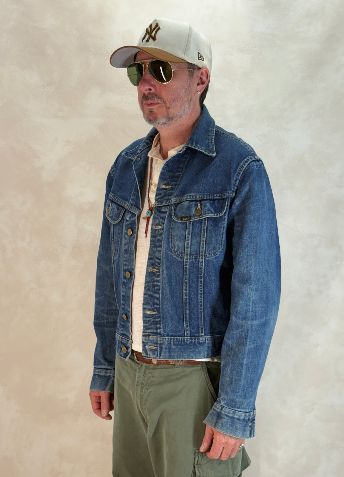 Size 42US Long / 52EU Long. Vintage 1970s Lee Denim Jacket – 2 Chest Pockets – Made in USA