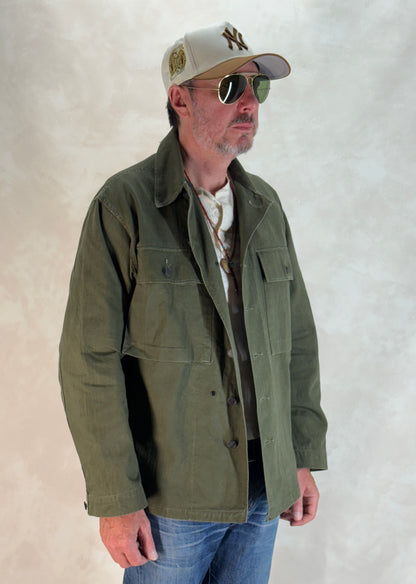 Authentic WWII US Army HBT Shirt – M1942 P-43 Model – Size 38 Reg (Med/Large)-AJ357 Studio