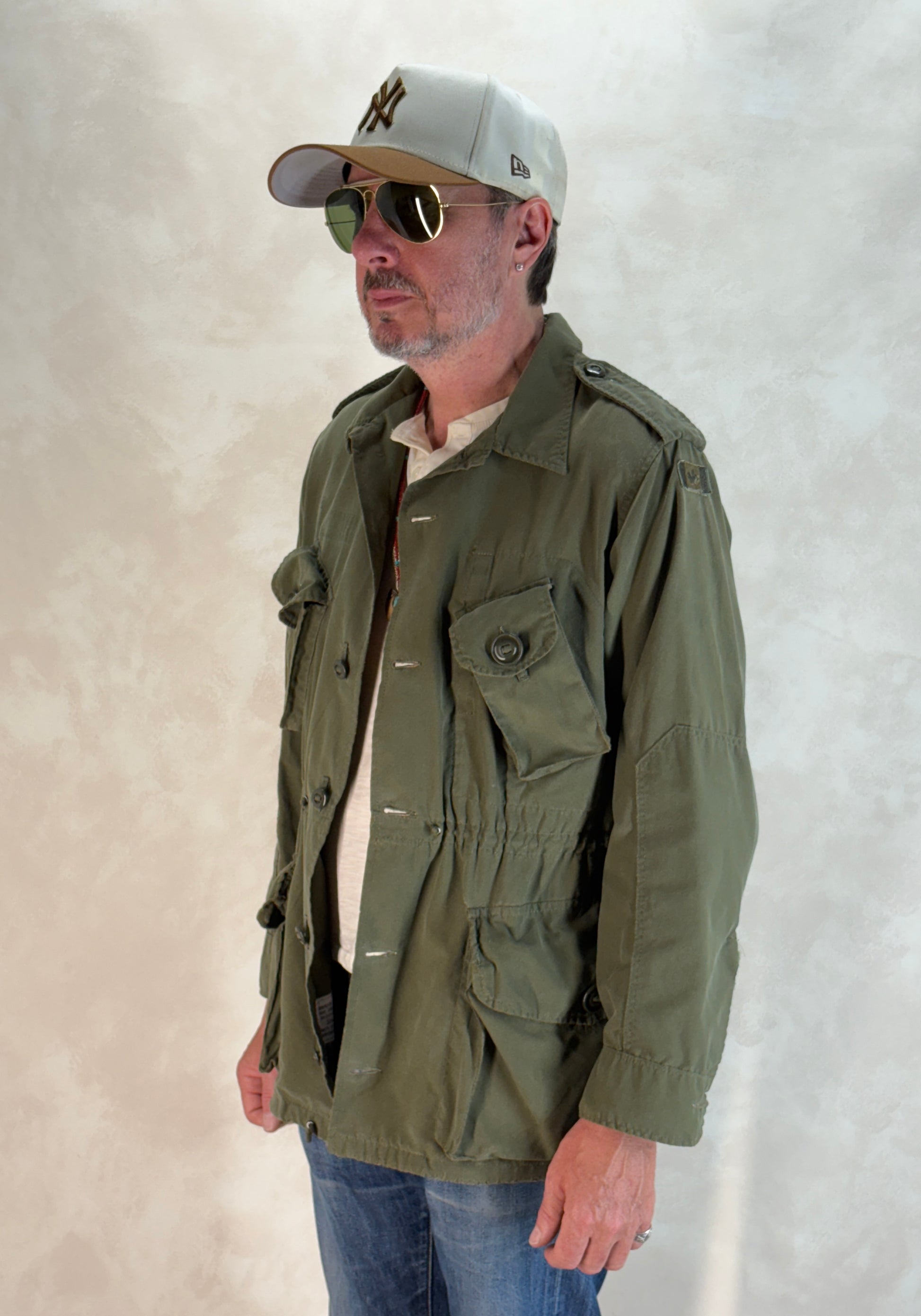 Size: Small. Original Canadian Army combat coats from 1990 - USA Vintage Bcn