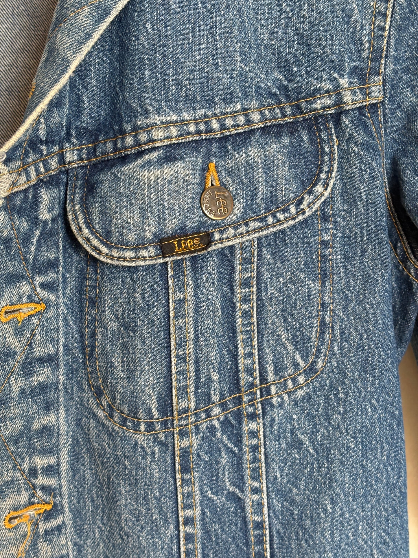 Vintage 80s Lee Denim Jacket 2 Pockets Made in Canada | Size 42US / 52EU
