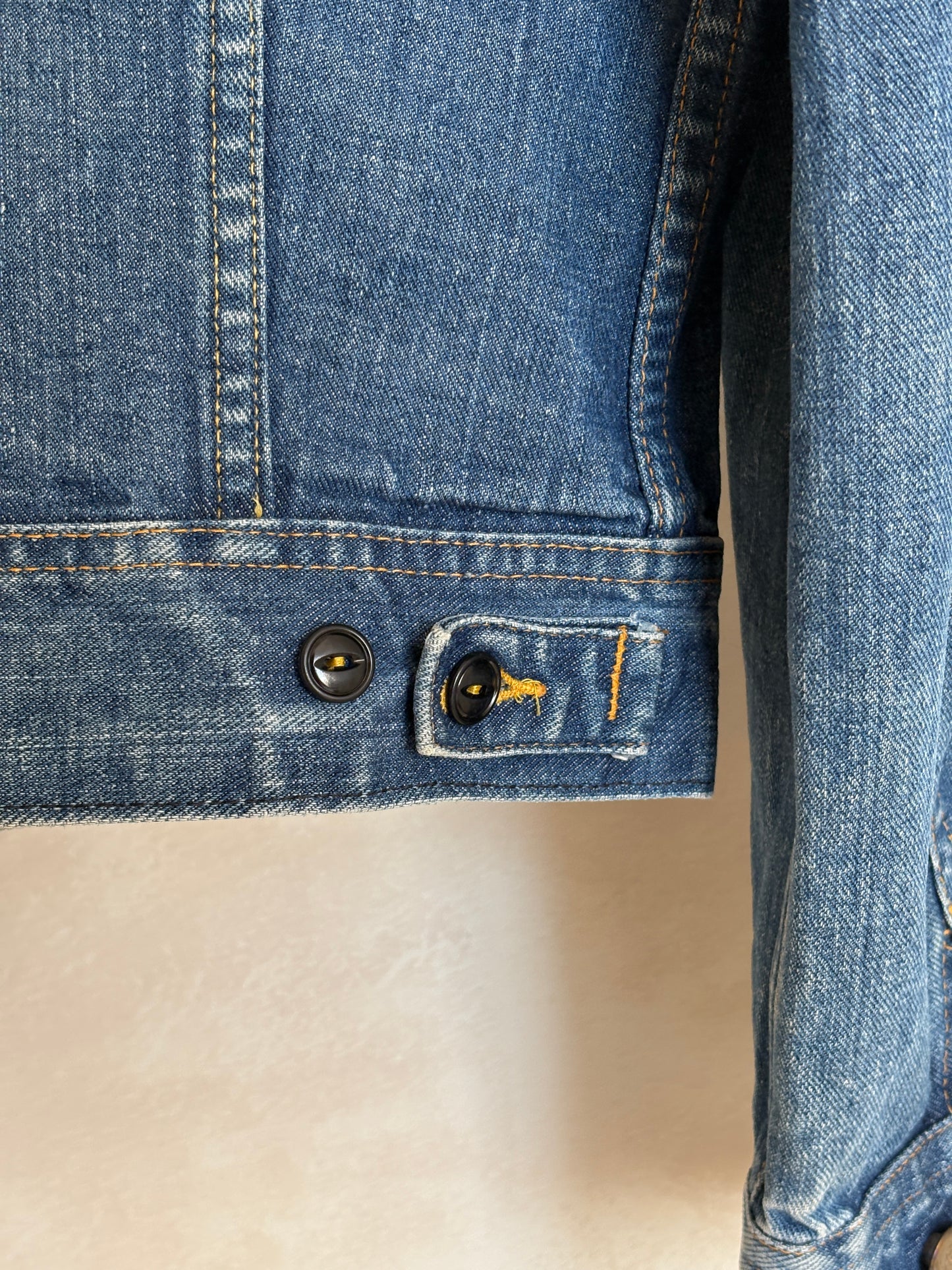 Vintage 80s Lee  Denim Jacket | 2 Pockets | Made in Canada | Size 40US / 50EU