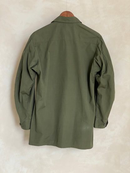 Small Reg. Authentic 1969 US Army Vintage Vietnam Jungle Jacket. Military-AJ357 Studio