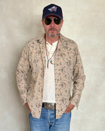 Size M. Authentic Vintage 80’s Campus Western Shirt —Floral print-AJ357 Studio