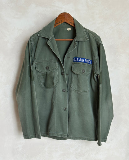 Authentic Type one 60s US Air Force OG-107 Fatigue Shirt – Vietnam War Era Small