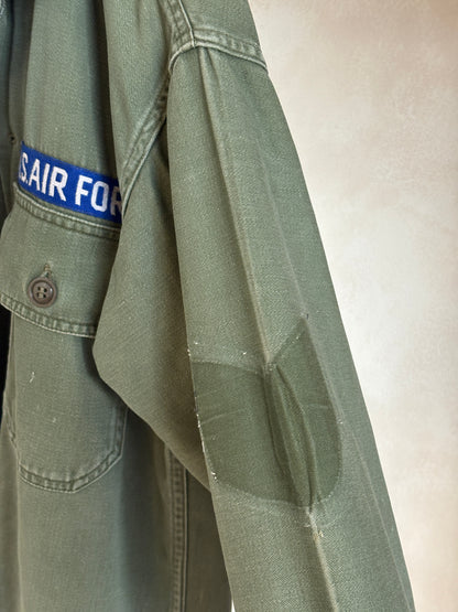 Authentic Type one 60s US Air Force OG-107 Fatigue Shirt – Vietnam War Era Small