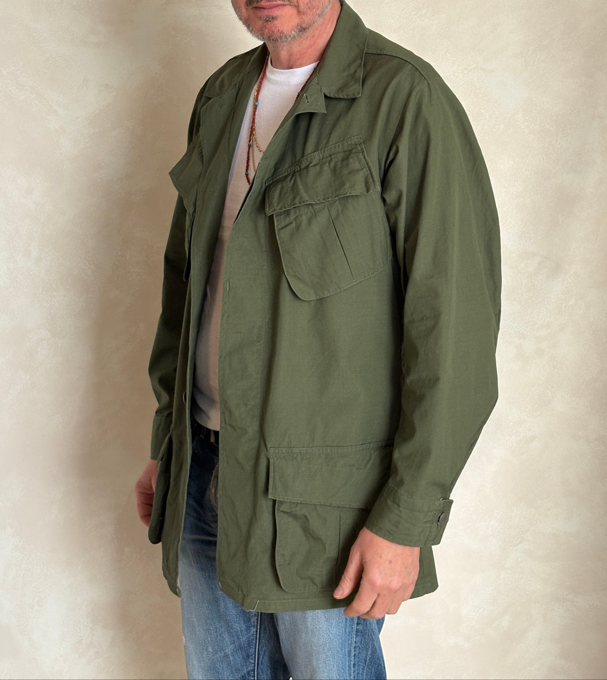 Small Long. Authentic 1969 US Army vintage Vietnam jungle jacket.-AJ357 Studio