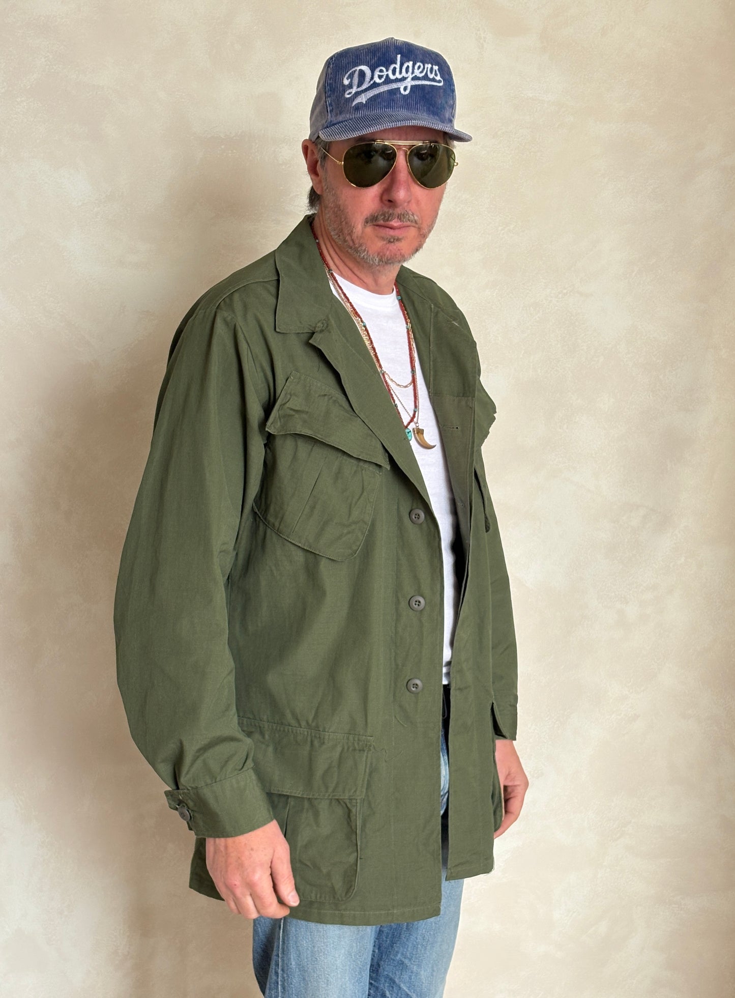 Small Long. Authentic 1969 US Army vintage Vietnam jungle jacket.