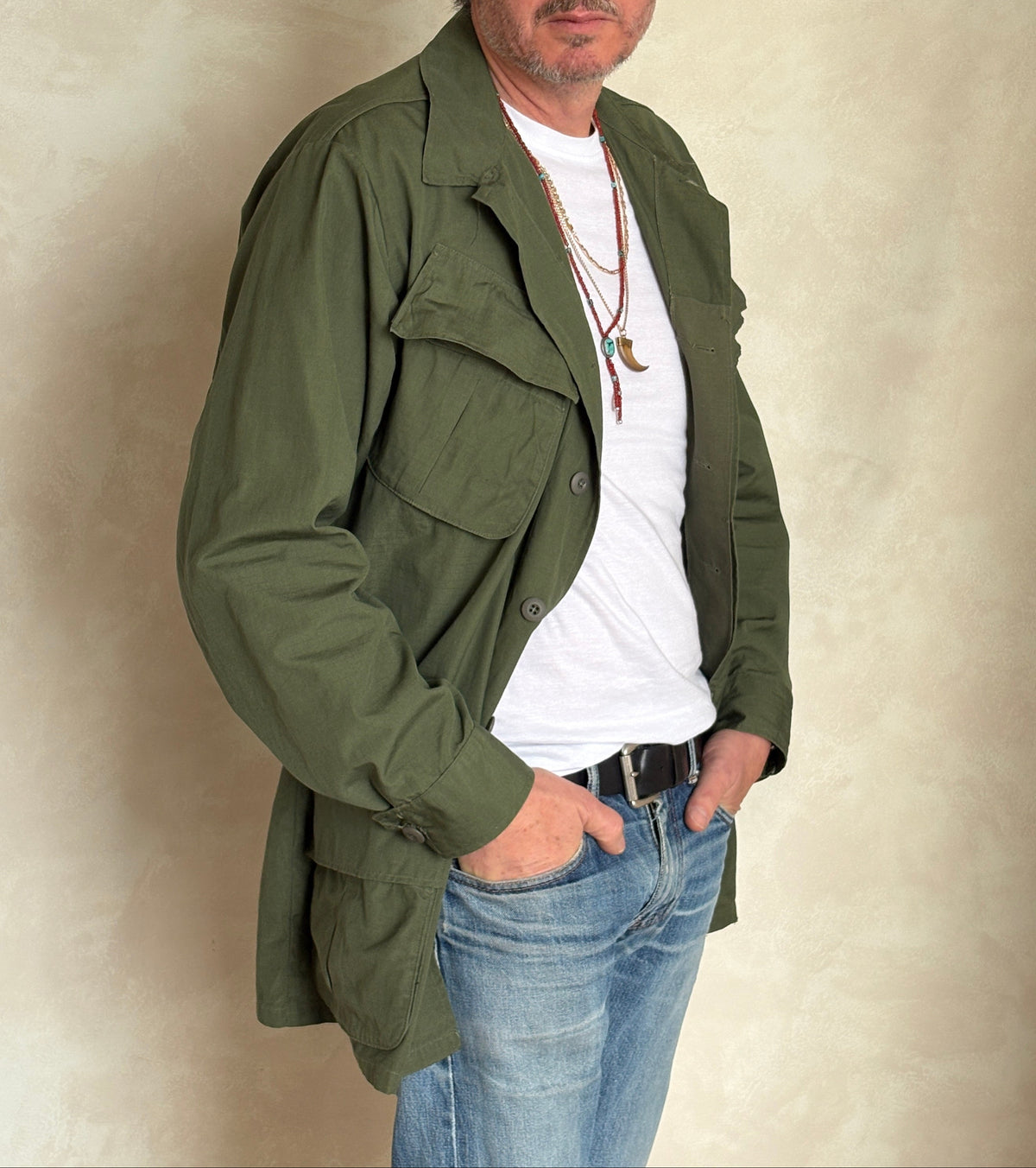 Small Long. Authentic 1969 US Army vintage Vietnam jungle jacket.-AJ357 Studio