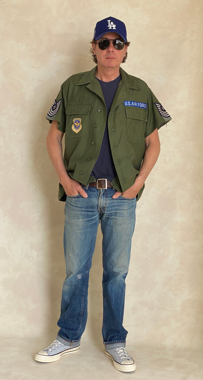 Medium. Authentic 1963 US Air Force vintage Fatigue Shirt-AJ357 Studio