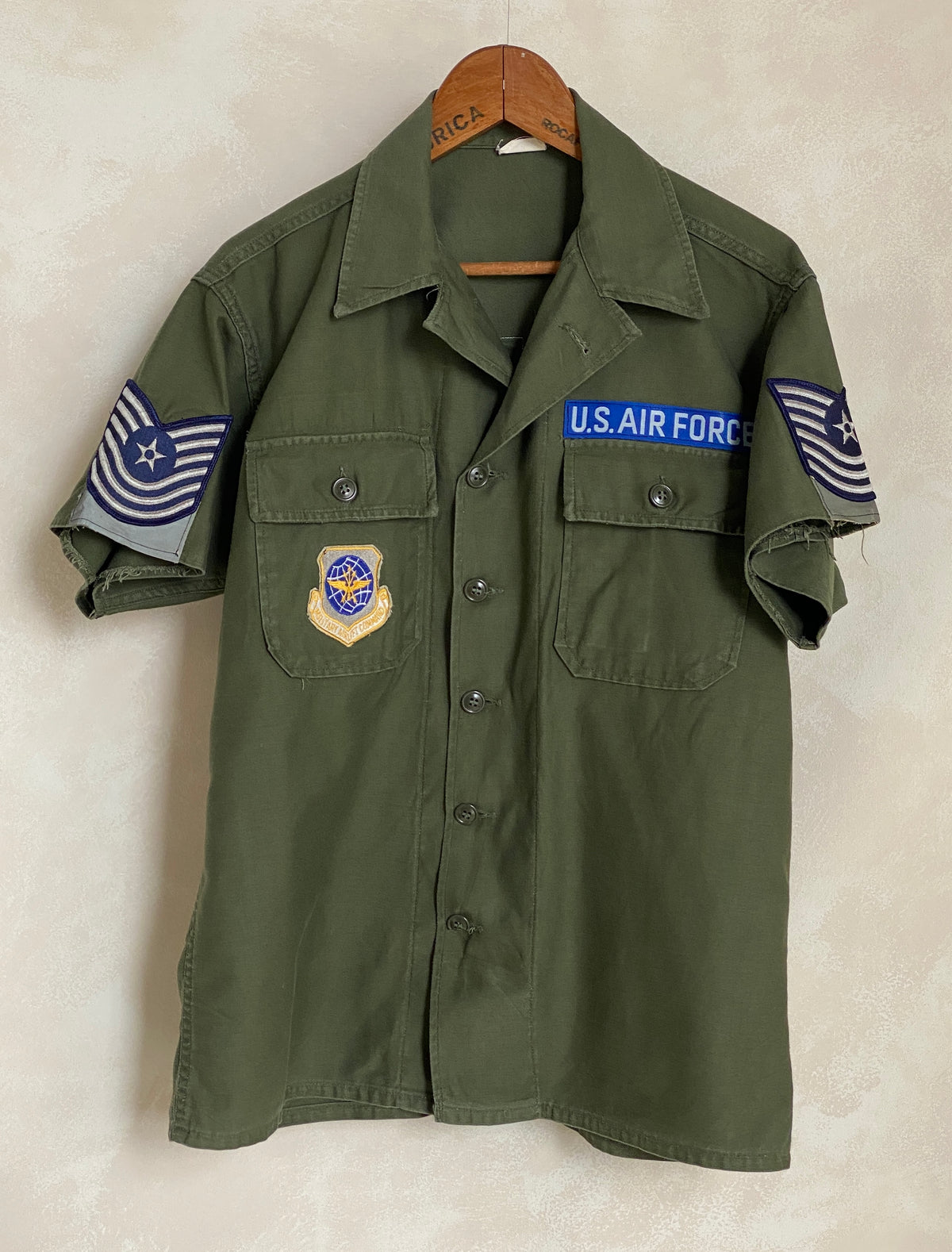Medium. Authentic 1963 US Air Force vintage Fatigue Shirt-AJ357 Studio