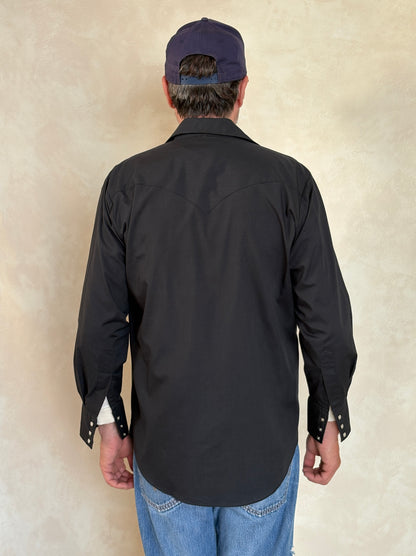 Size L. Authentic 70’s embroidered Western Shirt-AJ357 Studio