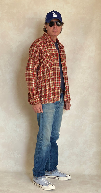 Large Vintage 90s Flannel Shirt | Classic Retro Style | USA Vintage BCN-AJ357 Studio