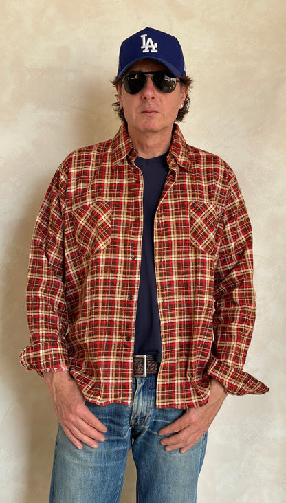 Large Vintage 90s Flannel Shirt | Classic Retro Style | USA Vintage BCN-AJ357 Studio