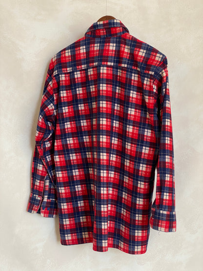 Medium Vintage Flannel Shirt | Classic Retro-AJ357 Studio