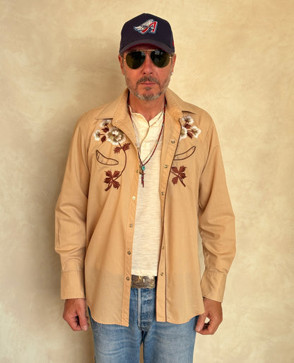 Size M. Authentic 70’s H Kenny Rogers embroidered shirt Western Shirt-AJ357 Studio