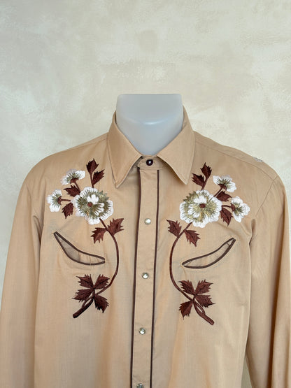 Size M. Authentic 70’s H Kenny Rogers embroidered shirt Western Shirt-AJ357 Studio