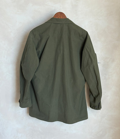 Large Long. Authentic 1968 US Army vintage Vietnam jungle jacket.