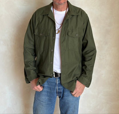 XL, Authentic 1966 US Army OG-107 Fatigue Shirt – Vietnam War Era Small