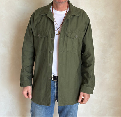 XL, Authentic 1966 US Army OG-107 Fatigue Shirt – Vietnam War Era Small