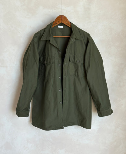 XL, Authentic 1966 US Army OG-107 Fatigue Shirt – Vietnam War Era Small