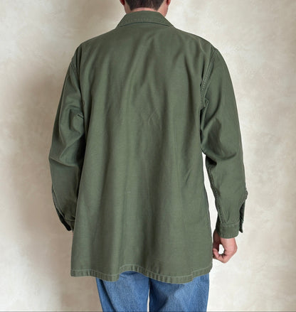 XL, Authentic 1966 US Army OG-107 Fatigue Shirt – Vietnam War Era Small