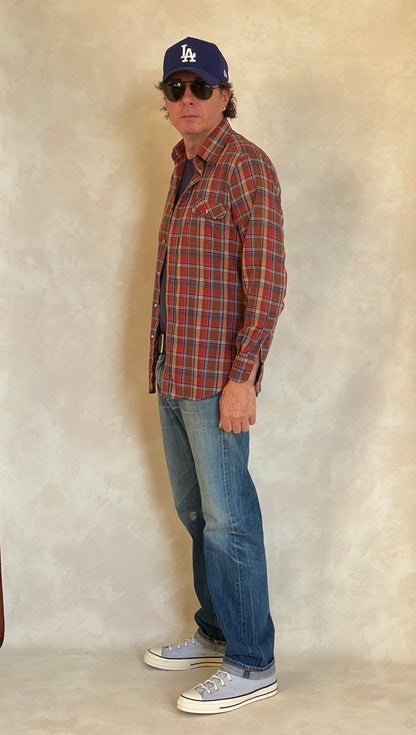 Small Vintage 80’s Levi's Plaid Shirt | Made in USA | Classic Retro Style | USA Vintage BCN-AJ357 Studio