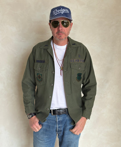 Med. Authentic 1976 US Air Force OG-107 Fatigue Shirt – Military