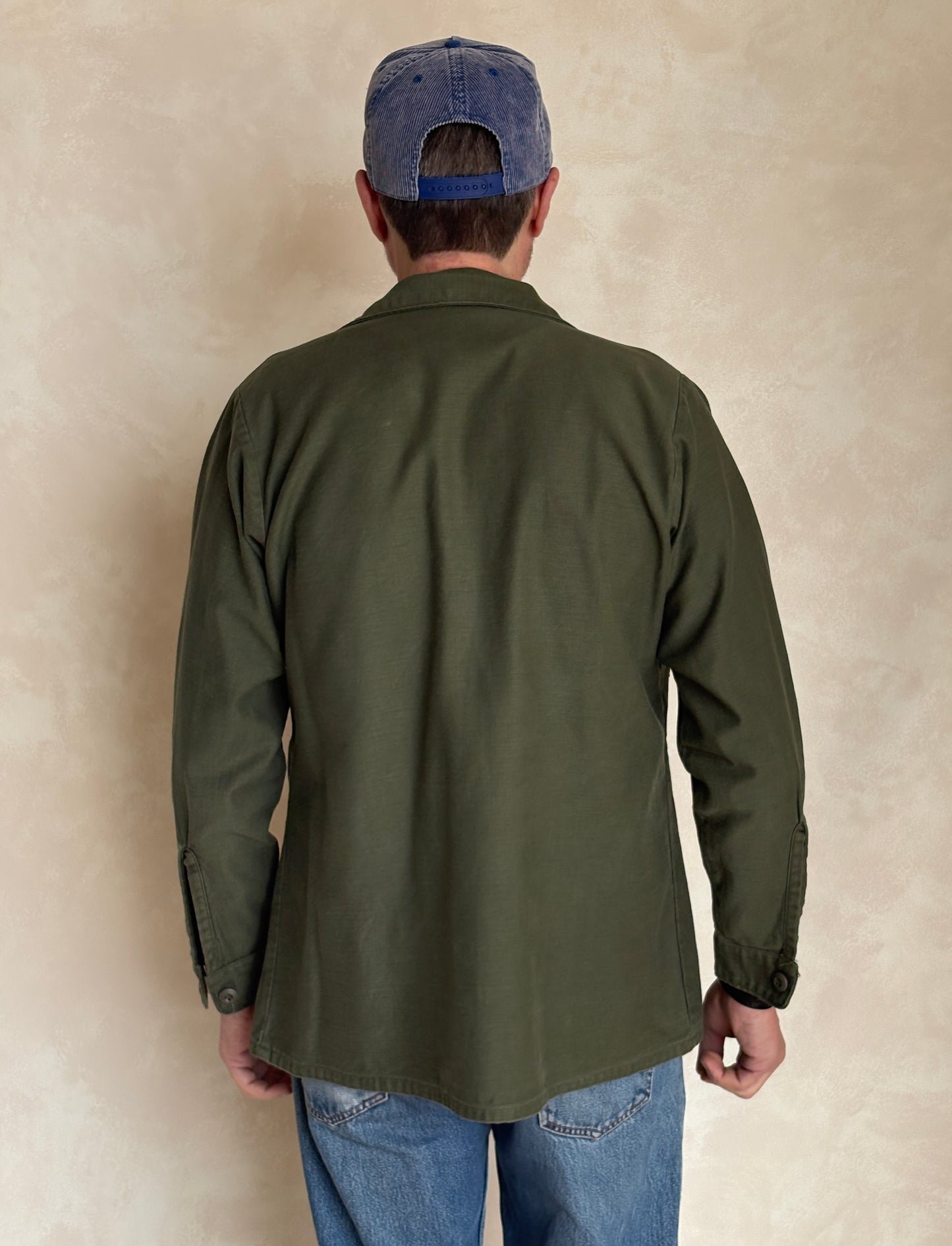 Med. Authentic 1976 US Air Force OG-107 Fatigue Shirt – Military