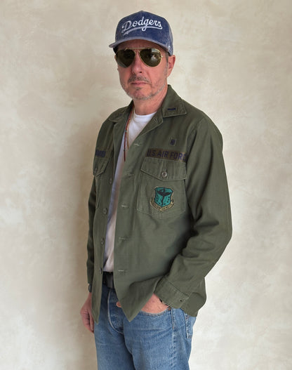 Med. Authentic 1976 US Air Force OG-107 Fatigue Shirt – Military