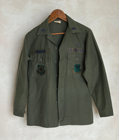 Med. Authentic 1976 US Air Force OG-107 Fatigue Shirt – Military