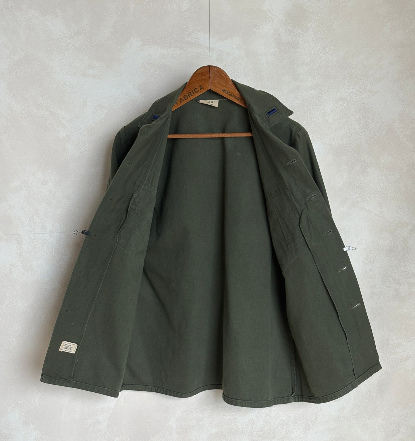 Med. Authentic 1976 US Air Force OG-107 Fatigue Shirt – Military