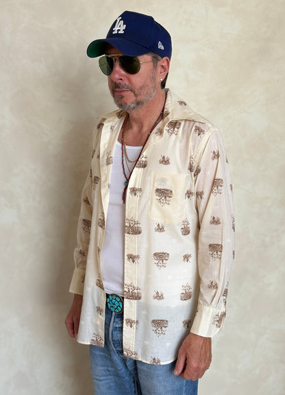 Size M. Vintage 70’s Shirt — Long Sleeve — Graphic Print —-AJ357 Studio