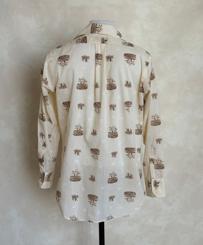 Size M. Vintage 70’s Shirt — Long Sleeve — Graphic Print —-AJ357 Studio