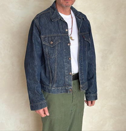Size 48US / 58EU. Vintage Early 70s 2 pocket Levi’s Denim Jacket 70505 – Single Stitch, Made in USA