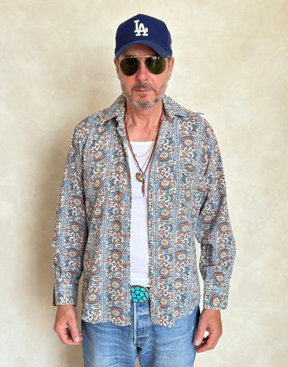 Size M. Vintage 70’s Long Sleeve Paisley Shirt — Bold Boho Retro Festival Shirt-AJ357 Studio