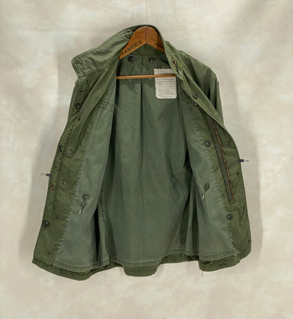 Small Reg. Authentic 1973 John Owbey US Army M-65 Field Jacket – Vintage Military Coat Made in USA-AJ357 Studio