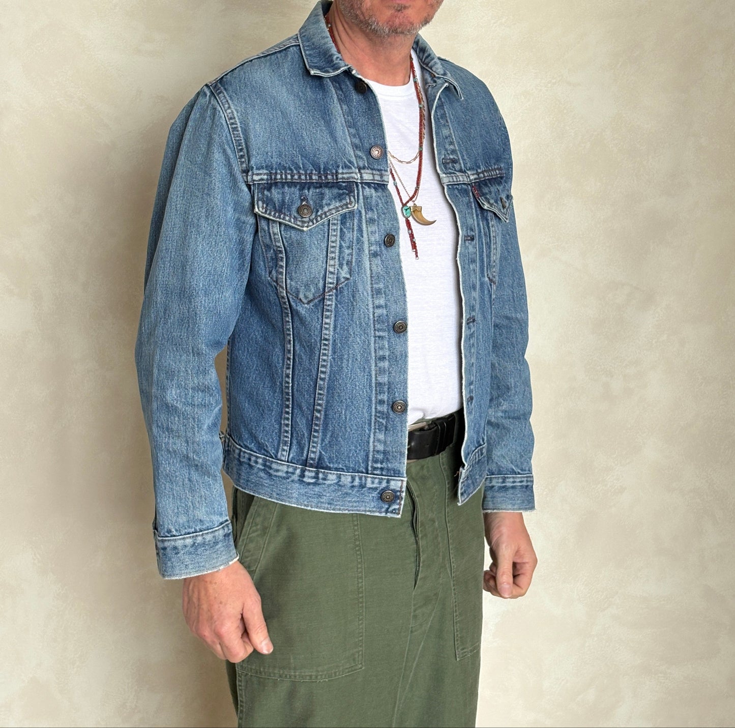 Vintage 80s Levi’s Type III Denim Trucker Jacket |Made in Canada | Size 38US /48EU