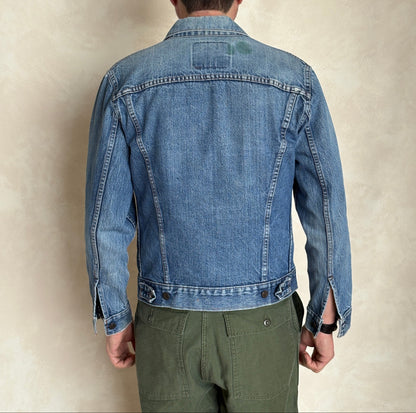 Vintage 80s Levi’s Type III Denim Trucker Jacket |Made in Canada | Size 38US /48EU