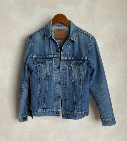 Vintage 80s Levi’s Type III Denim Trucker Jacket |Made in Canada | Size 38US /48EU