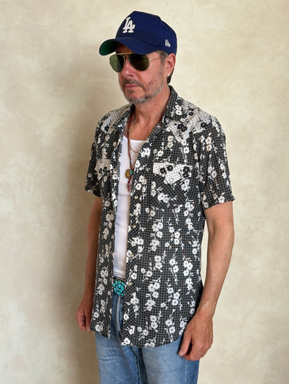 Size M. Authentic 70’s Ely Plain Western Shirt — Vintage Print-AJ357 Studio