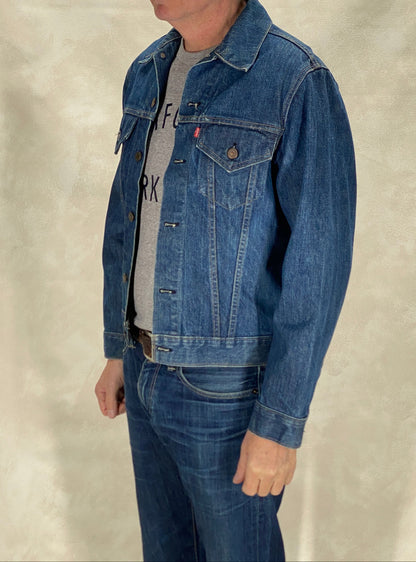 Size 40US / 50EU. Vintage late 70s 70505 Levis 2 pockets made in USA-AJ357 Studio